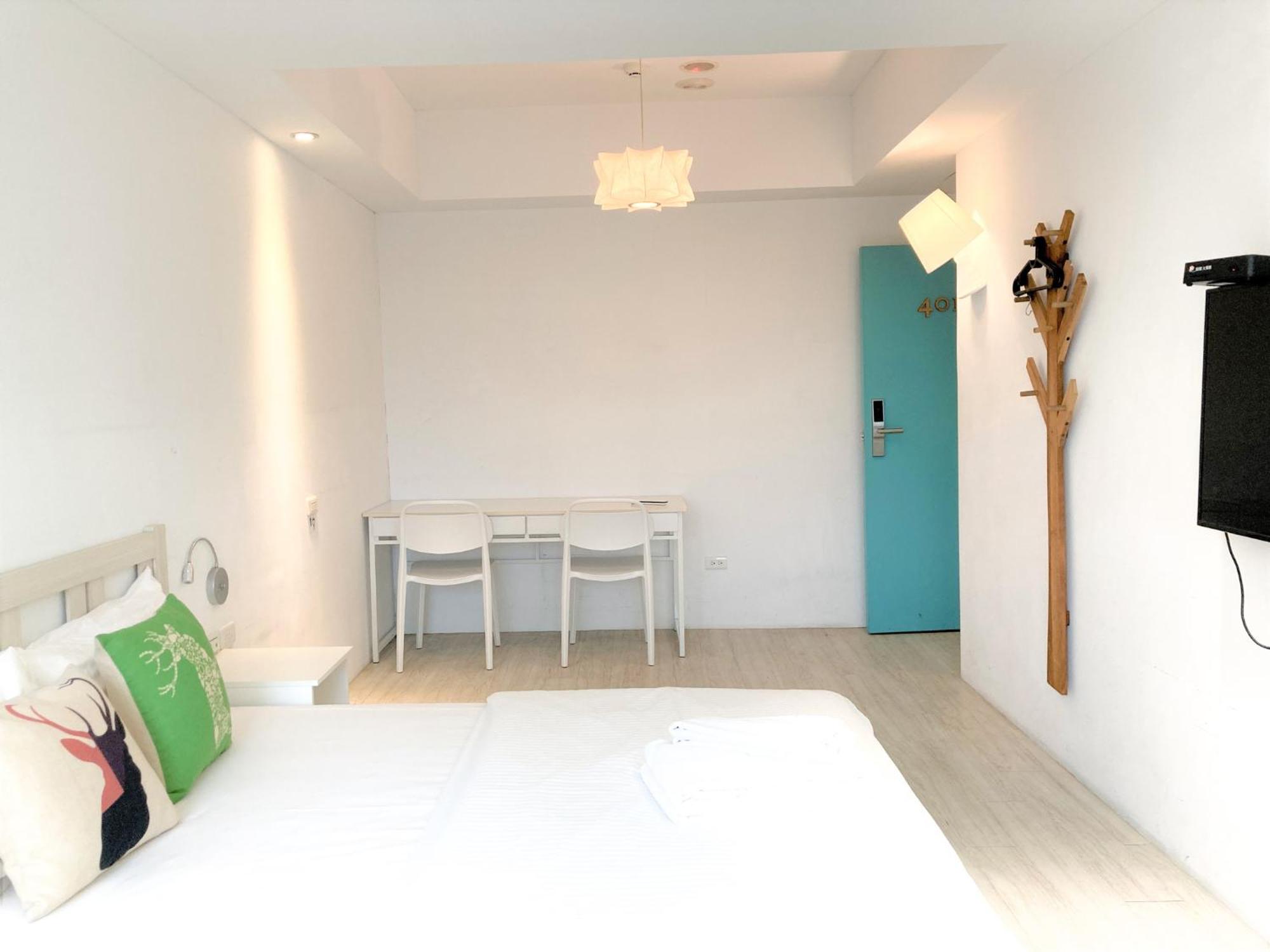 4Plus Hostel Taipeh Exterior foto